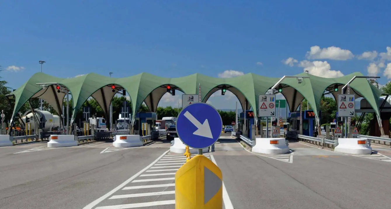 Lupi forza la mano: avviato il progetto Valdastico