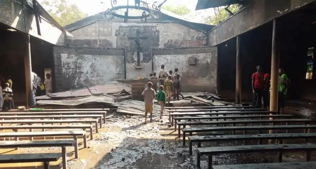 Kenya, distrutta da rogo doloso la chiesa di padre Franco Cellana