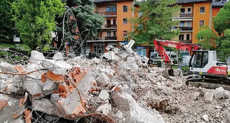 San Donà, si demolisce il centro civico, spazio per un parcheggio