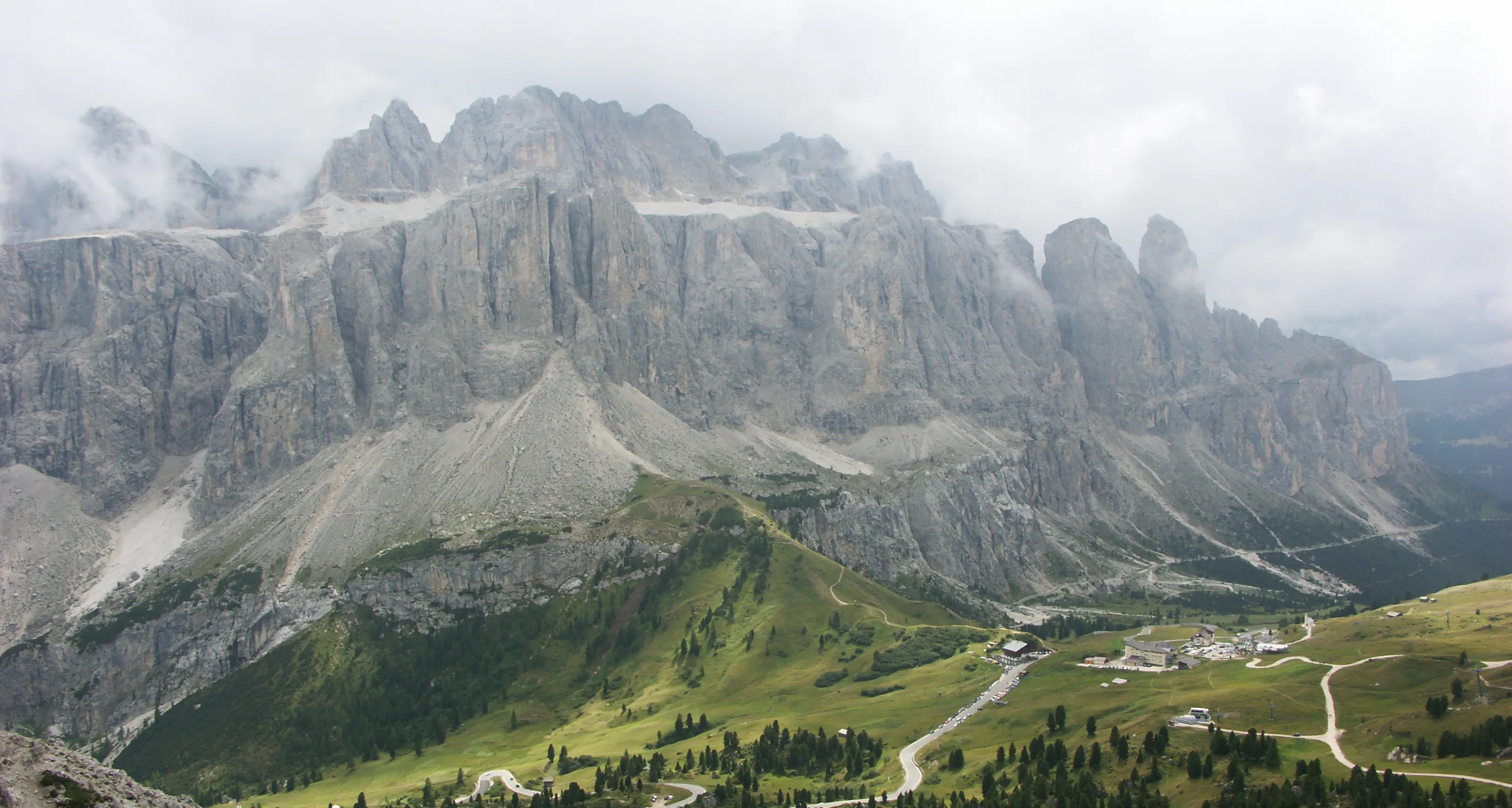 Passo Gardena, operatori economici contro la chiusura