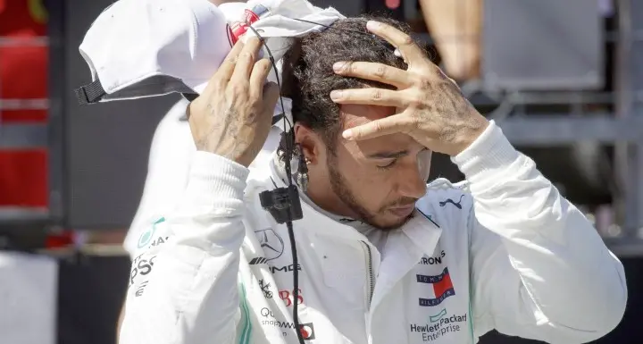 Lewis Hamilton penalizzato Perde tre posizioni in griglia