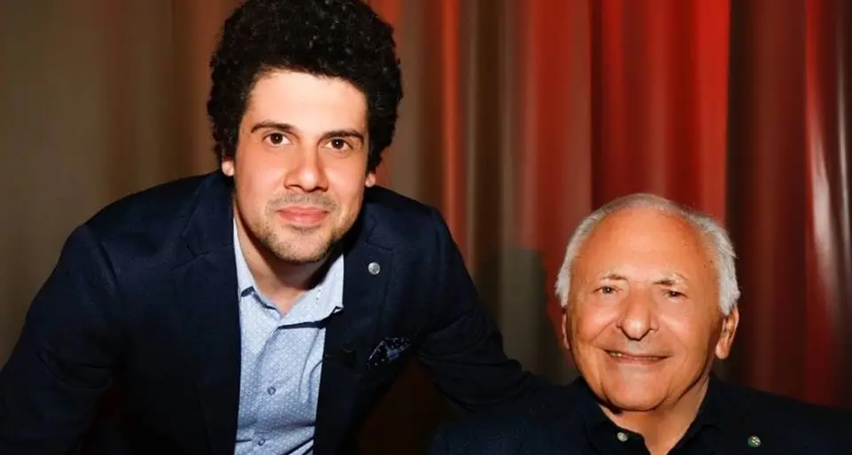 Mogol ritorna allo spettacolo «Ho trovato il sosia perfetto di Lucio Battisti, è come lui»