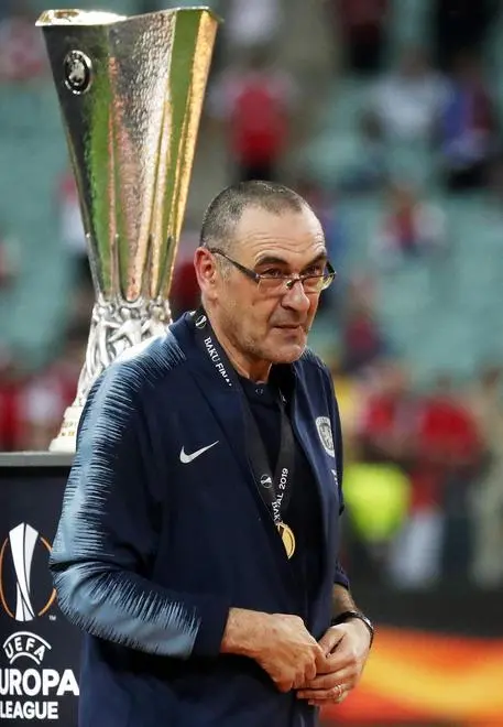 Il Chelsea libera Sarri la Juve lo aspetta, puzzle per gli allenatori della serie A