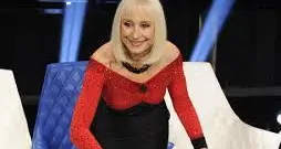 Raffaella Carrà: ora lascio il passo alle nuove showgirl