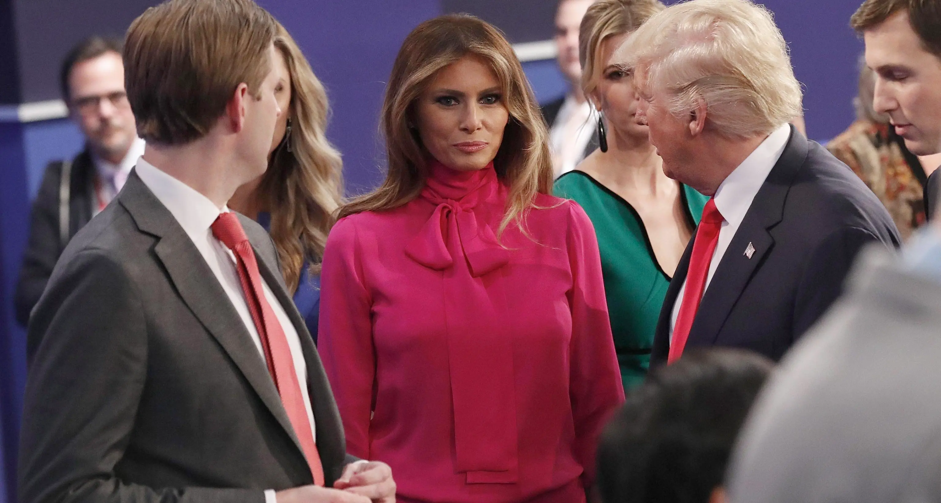 L'imbarazzato silenzio di Melania Trump sugli scandali del marito