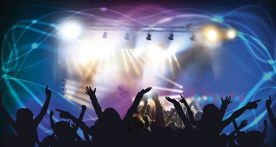 Disturbi e violenze: sanzionata discoteca a Merano