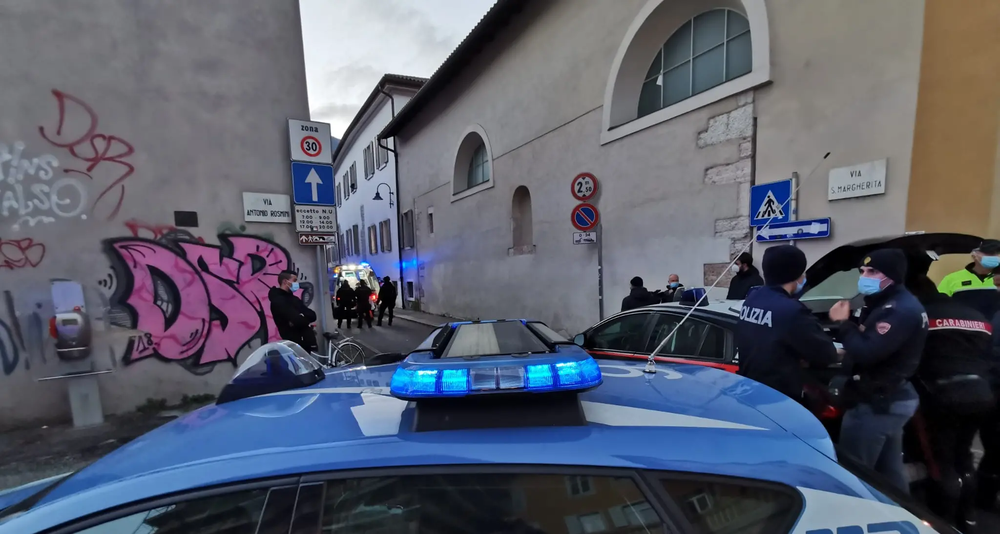 Trento, un uomo accoltellato vicino a Santa Maria Maggiore