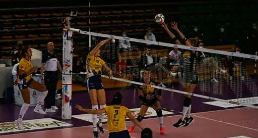 Delta Despar, gran carattere e vittoria al tie-break con Brescia
