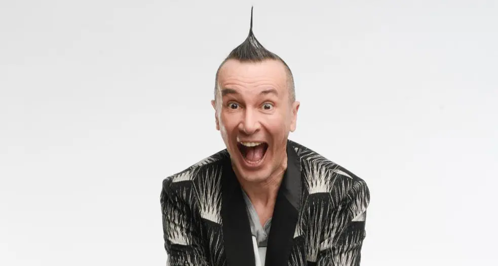 \"Che viaggio il teatro!\" lunedì 28 ultimo show on line al Teatro Sociale: l'intervista ad Arturo Brachetti