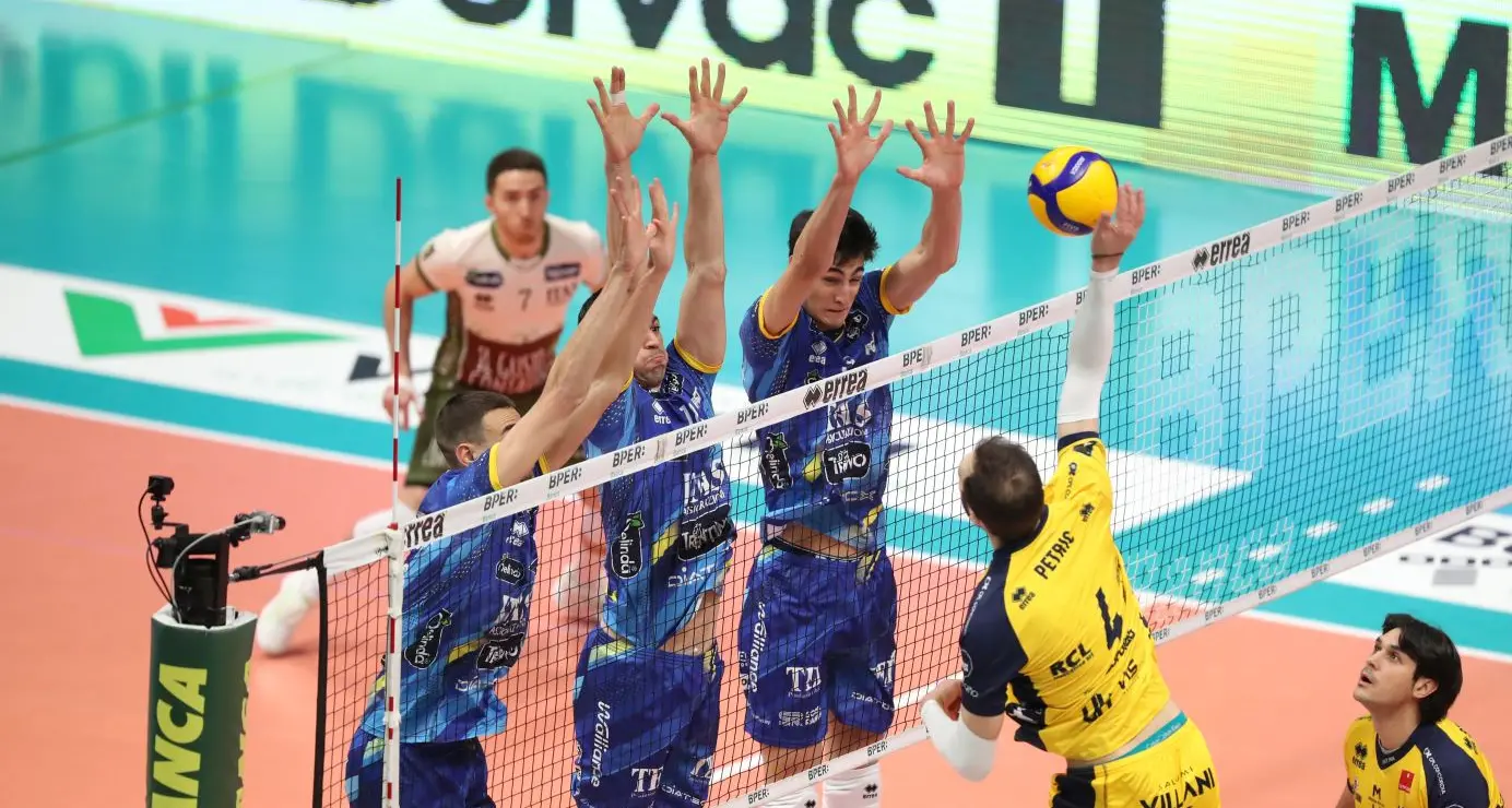 Strepitosa Itas Volley: batte Modena 3-1 nel super derby del volley nazionale