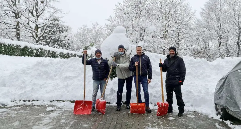 Pulizia neve a Trento: un conto da un milione, 21 mila ore di lavoro, 1270 tonnellate di sale