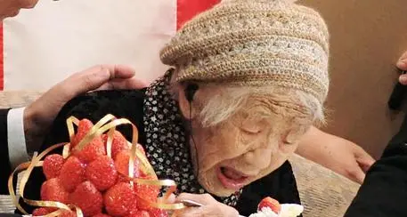 La donna più anziana al mondo compie 118 anni, è giapponese