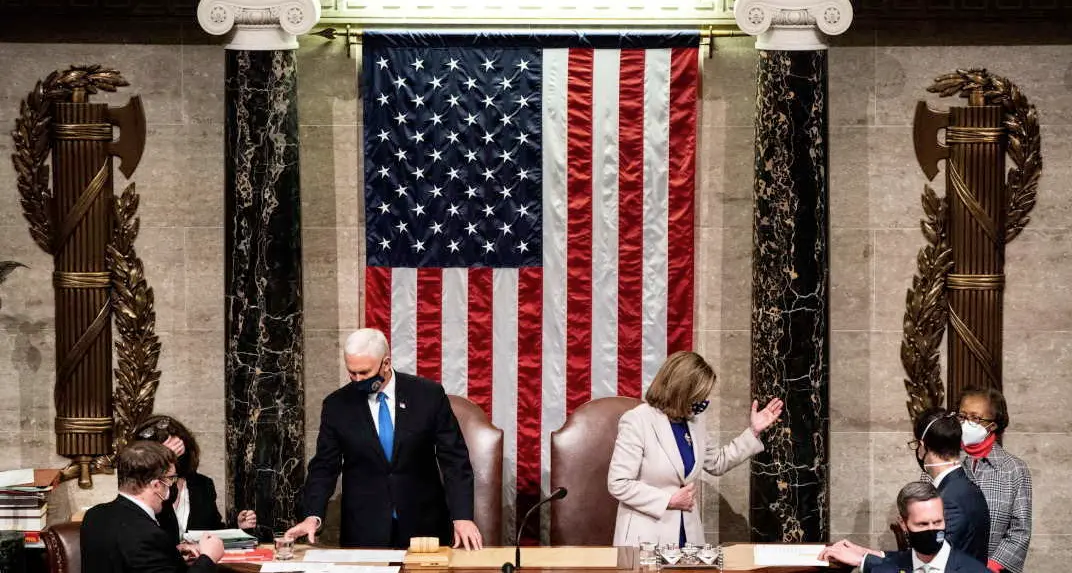 Joe Biden è il nuovo Presidente Usa: il Congresso dà il via libera, ma il Paese è sotto shock