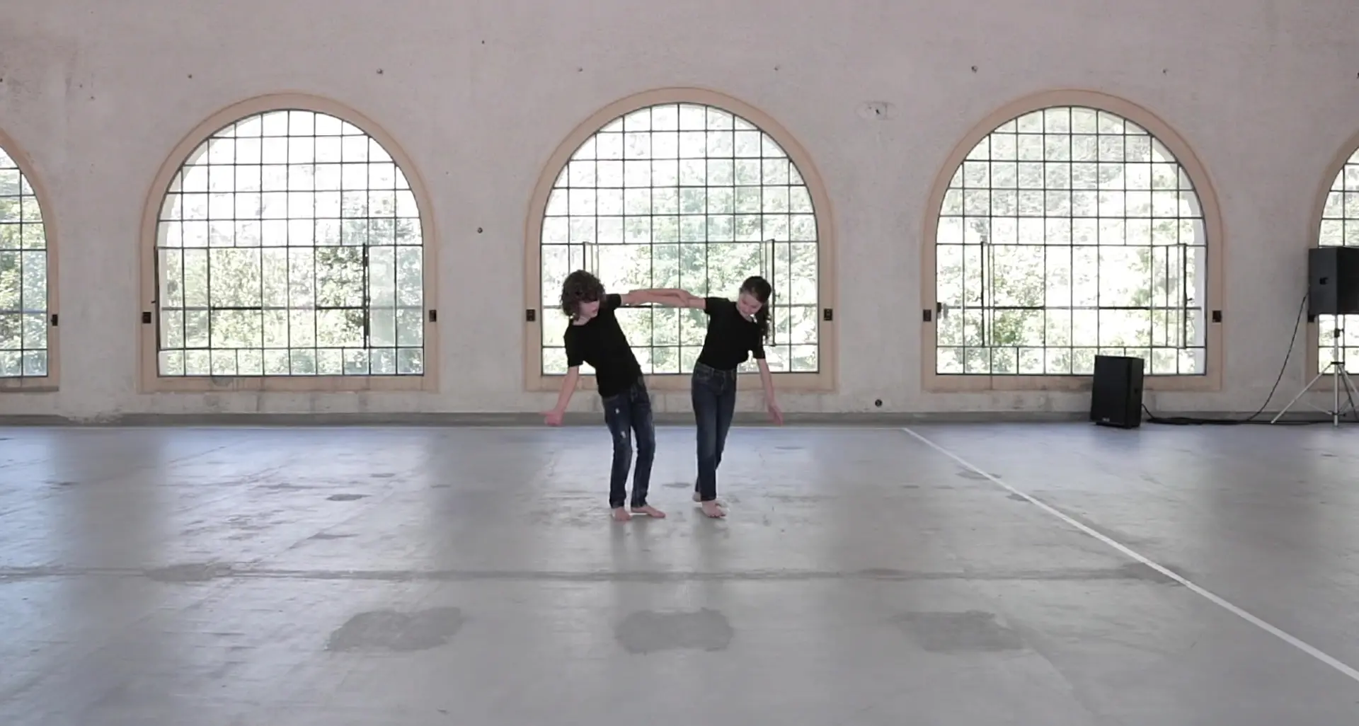 \"Perform!\": Il nuovo format di Centrale Fies con 7 mini lezioni online per bambini sulla performance art