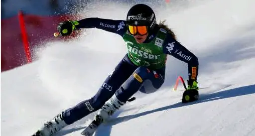 St. Anton, Goggia trionfa nella discesa libera Quinta la trentina Pirovano