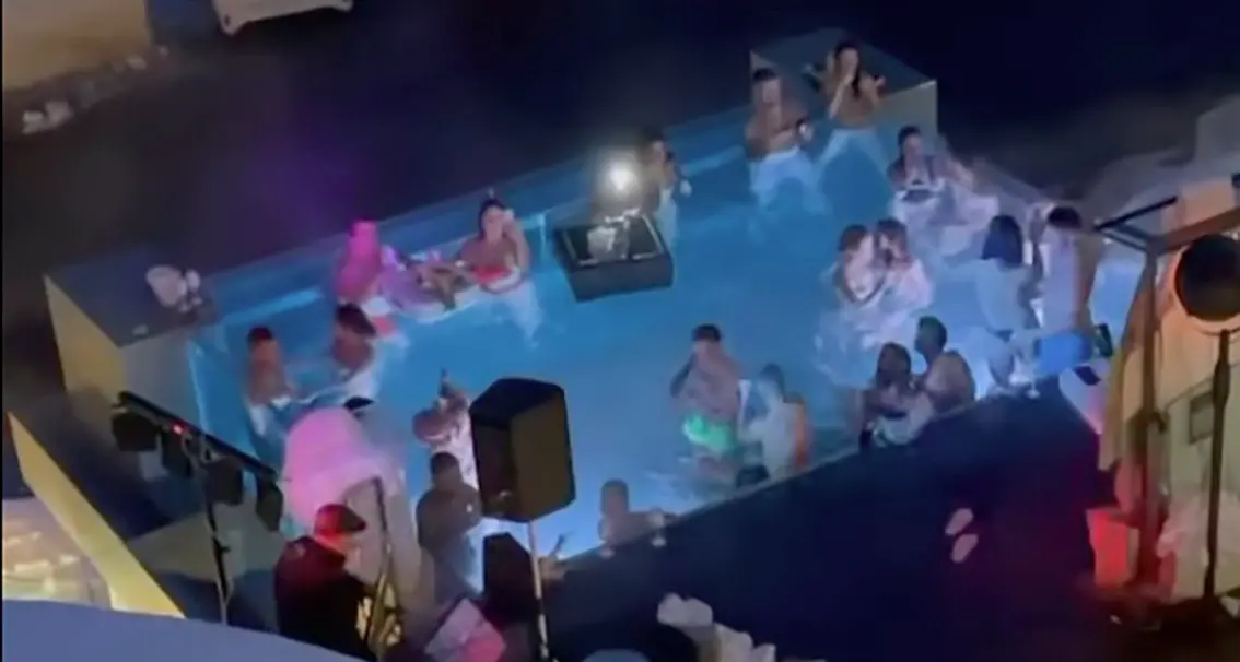 Multa per il party in piscina Violate le norme anti-Covid in un resort a Vermiglio