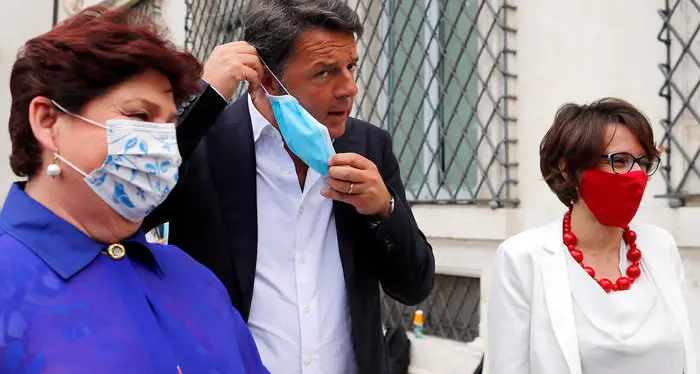 Via libera al Recovery Plan Astenute le ministre renziane Crisi di governo più vicina