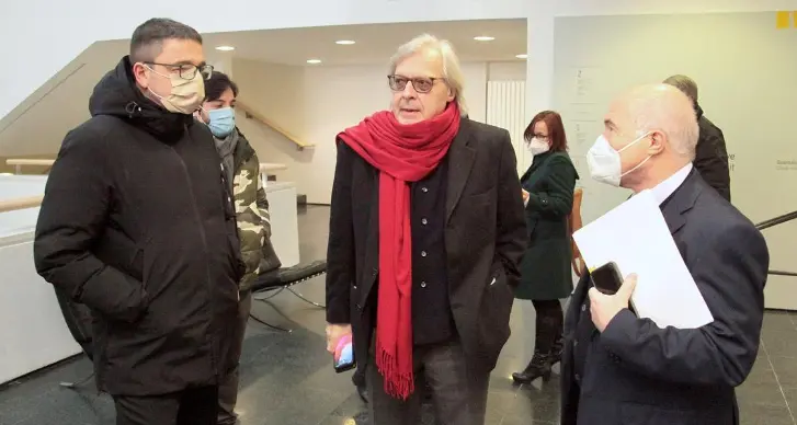 Riaperto il Mart, la soddisfazione della Provincia: ma in Fb critiche per Sgarbi senza mascherina
