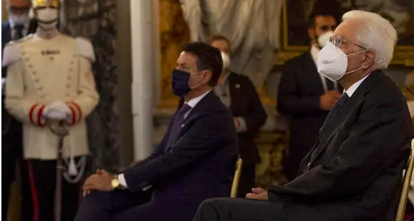 Il premier Conte domani si dimette. Governo o voto, scenari e ipotesi