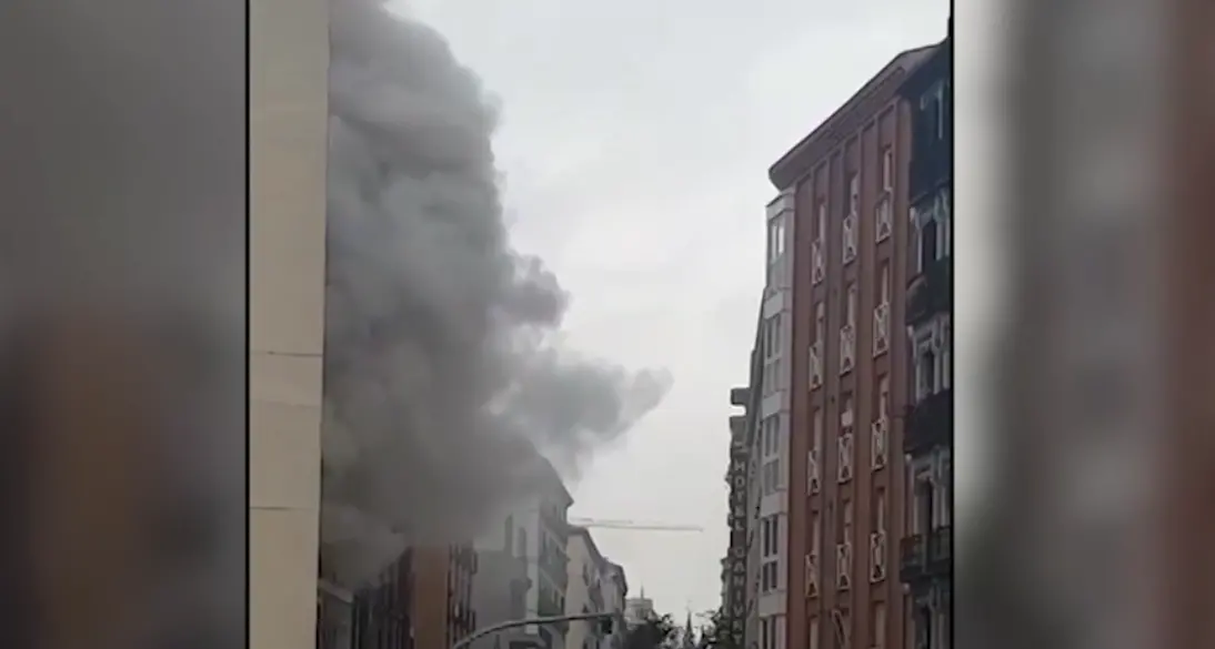 Esplosione a Madrid, almeno due morti e 8 feriti, si cerca tra le macerie