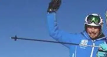 Oggi i funerali di Costantino: la val di Fassa di nuovo in lutto, piange il giovane maestro di sci