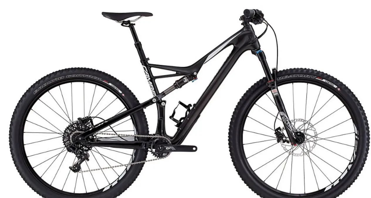 Civezzano, rubate dal garage le bici di un'atleta: «Restituite almeno la mia ruota da gara»