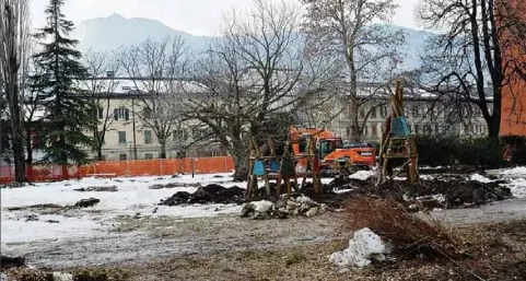 Al via il cantiere per i garage in piazza Centa destinati ai residenti