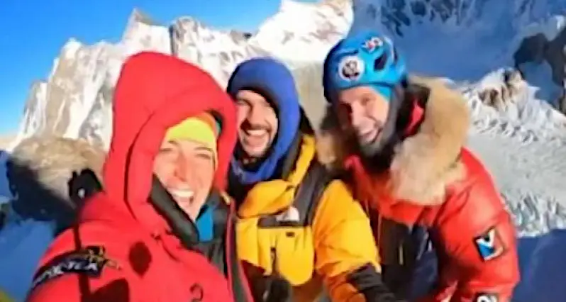 K2, dispersi tre alpinisti membri della spedizione con l'altoatesina Lunger