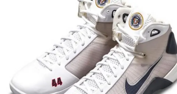 Volete le Nike di Obama? Sono in vendita da Sotheby's
