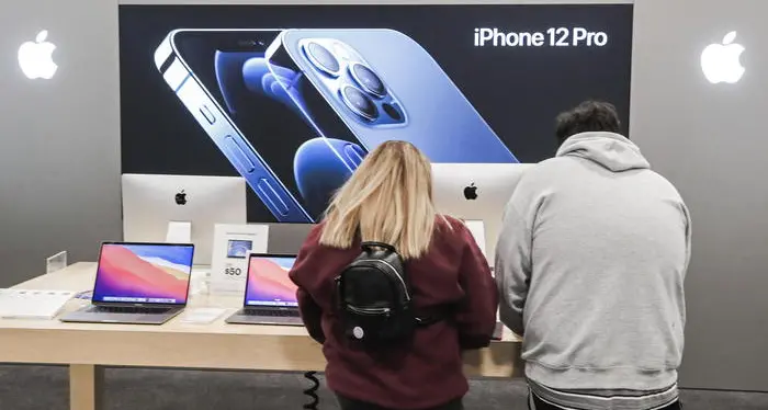 Nel 2022 il possibile esordio dell'iPhone pieghevole