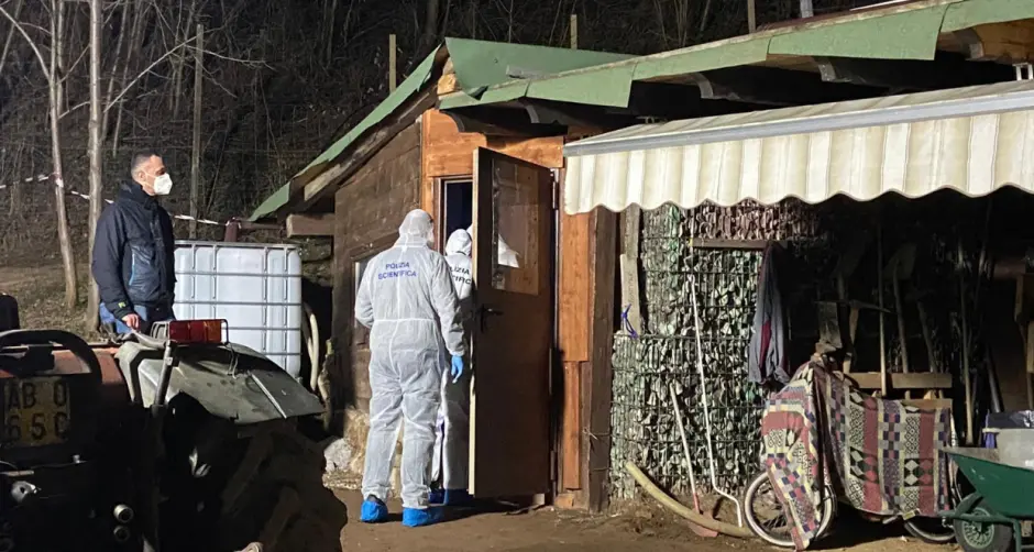 Il femminicidio nel \"baito\" in campagna: la furia di Lorenzo Cattoni che ha ucciso Deborah con l'accetta, lui è al Santa Chiara ma dovrebbe sopravvivere