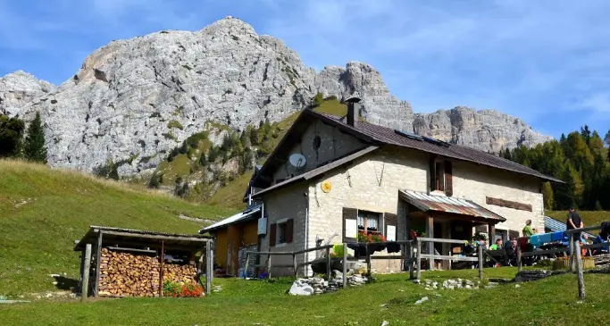 Rifugio Boz, 22 candidati per la gestione, ma il Cai di Feltre avverte: \"Non è facile gestirlo\"