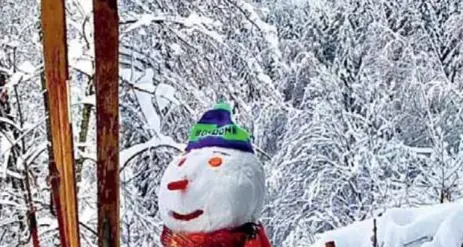 Bondone, il pupazzo di neve più bello? Premiate dala Pro loco due sorelline di 8 anni e 5 anni