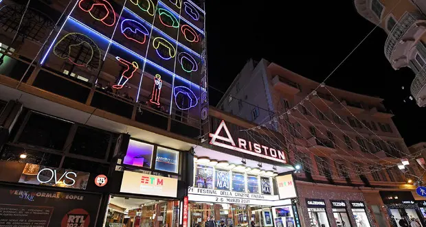 Ecco il Festival di Sanremo: 26 canzoni in gara e molti ospiti all'Ariston senza pubblico