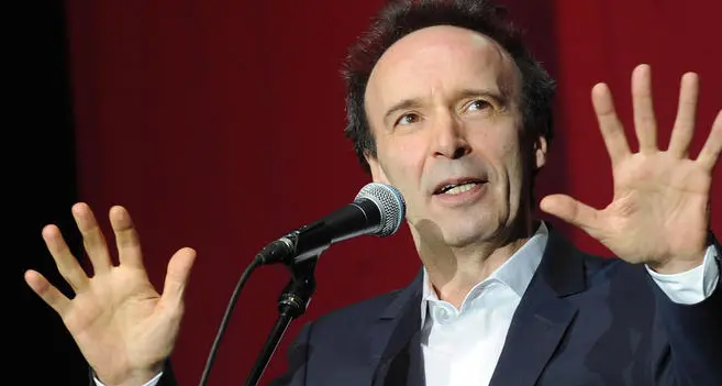 Benigni legge Dante in diretta al Quirinale: il 25 marzo per i 700 anni del poeta