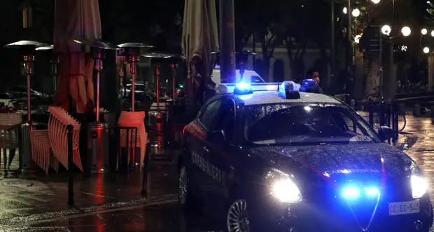 Morta una bambina di due anni: la mamma fermata per omicidio, aveva denunciato più volte il padre