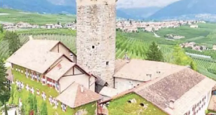 Castel Valer, un \"gioiello\" da circa 10 milioni di euro