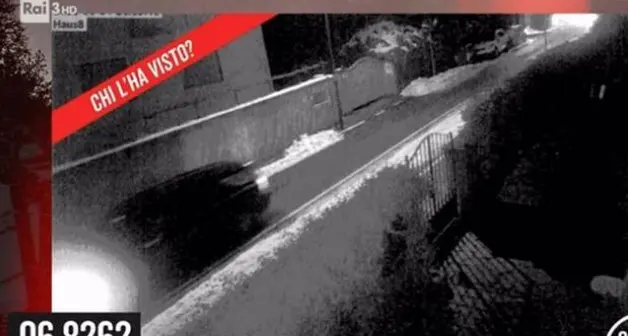 Benno Neumair fu ripreso da diverse telecamere di Bolzano: portava le salme dei genitori con la Volvo al fiume