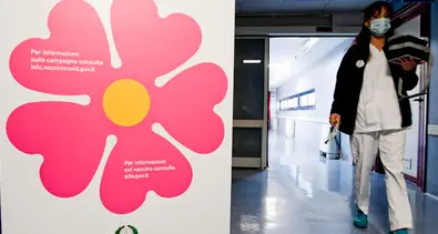 Vaccini, sono in arrivo altri 4 milioni e mezzo di dosi. Il governo convoca le Regioni