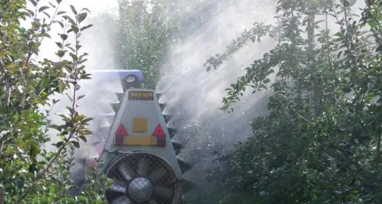 Degasperi (Onda civica): pesticidi, far rispettare le norme su carico e pulizia delle attrezzature
