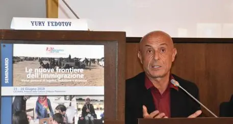 \"Giornalisti intercettati nell'inchiesta sull'immigrazione, violata la segretezza delle fonti\"