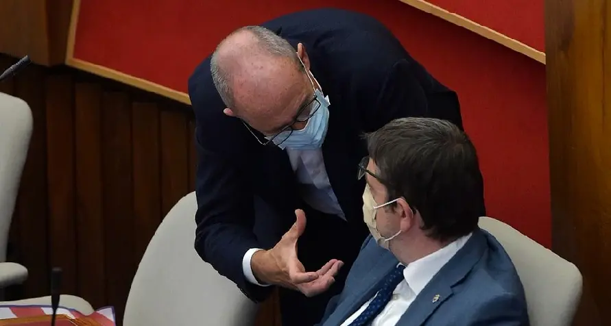 Ugo Rossi chiama Fugatti: ecco un piano per le riaperture in sicurezza