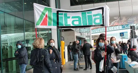 Alitalia, braccio di ferro con la Ue sulla nascita della nuova \"Ita\"