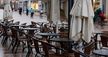 Si accelera sulle riaperture, verso l'ok ai ristoranti anche la sera. Failoni: il Trentino è già pronto