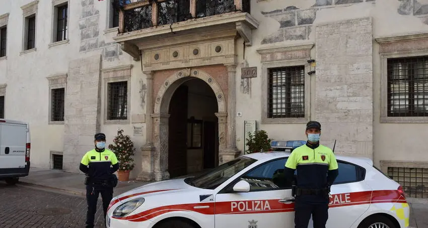 Week-end con norme Covid rispettate in città. Coprifuoco, la polizia locale: niente multe a chi torna a casa dai ristoranti