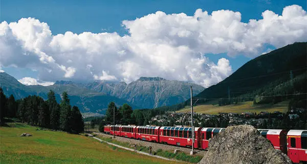 Se avete fra i 18 e i 27 anni potete cercare un biglietto per viaggiare sulle Alpi con Yoalin
