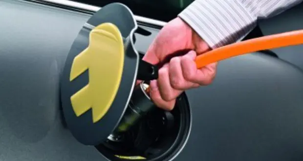 Lo studio: dal 2027 in Europa veicoli elettrici meno cari di quelli diesel o benzina
