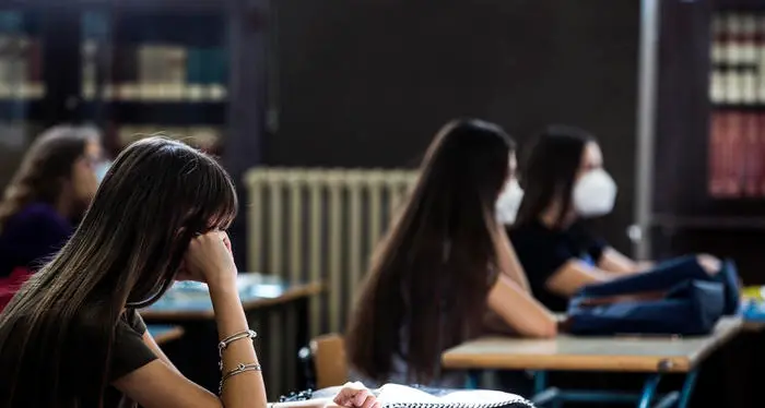 In Trentino l'atteso via libera ai test salivari: a breve gli screening nelle scuole