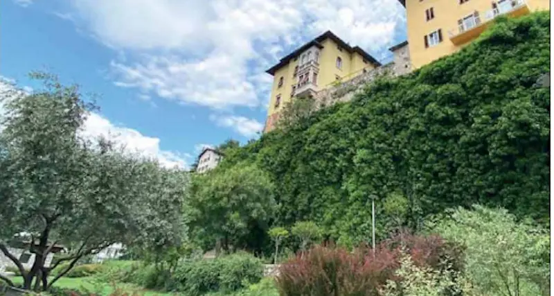 Ritorna la Bookique e a San Martino si pensa a una scala dal parco della Predara alla strada