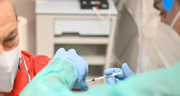 \"L'Apss non ha ancora trasmesso i nomi dei medici no vax da sospendere\"
